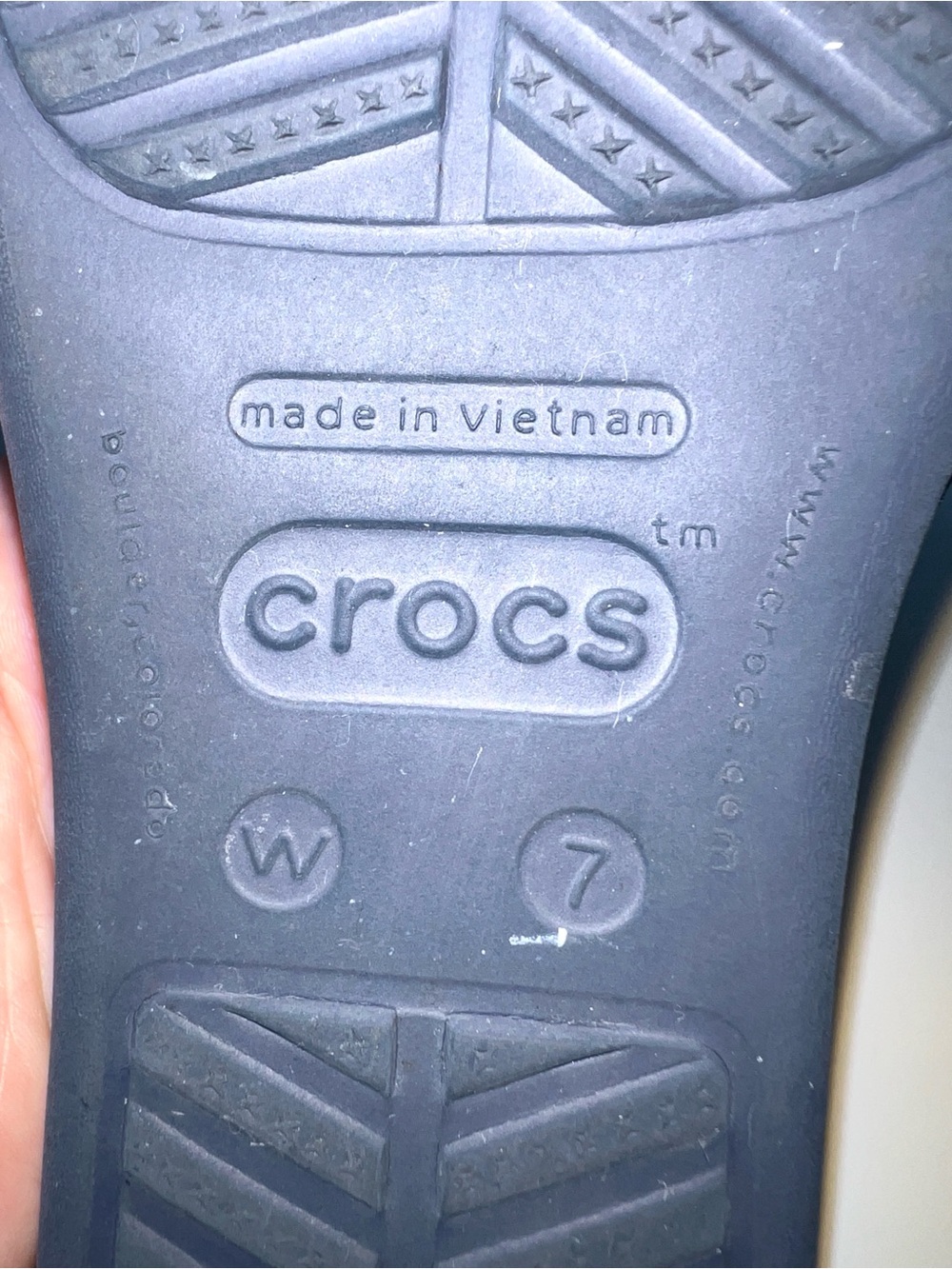 Crocs Sanrah Diamante Wedge Flip Sandals Size 7 NAVY Embellished Turquoise - Picture 12 of 12